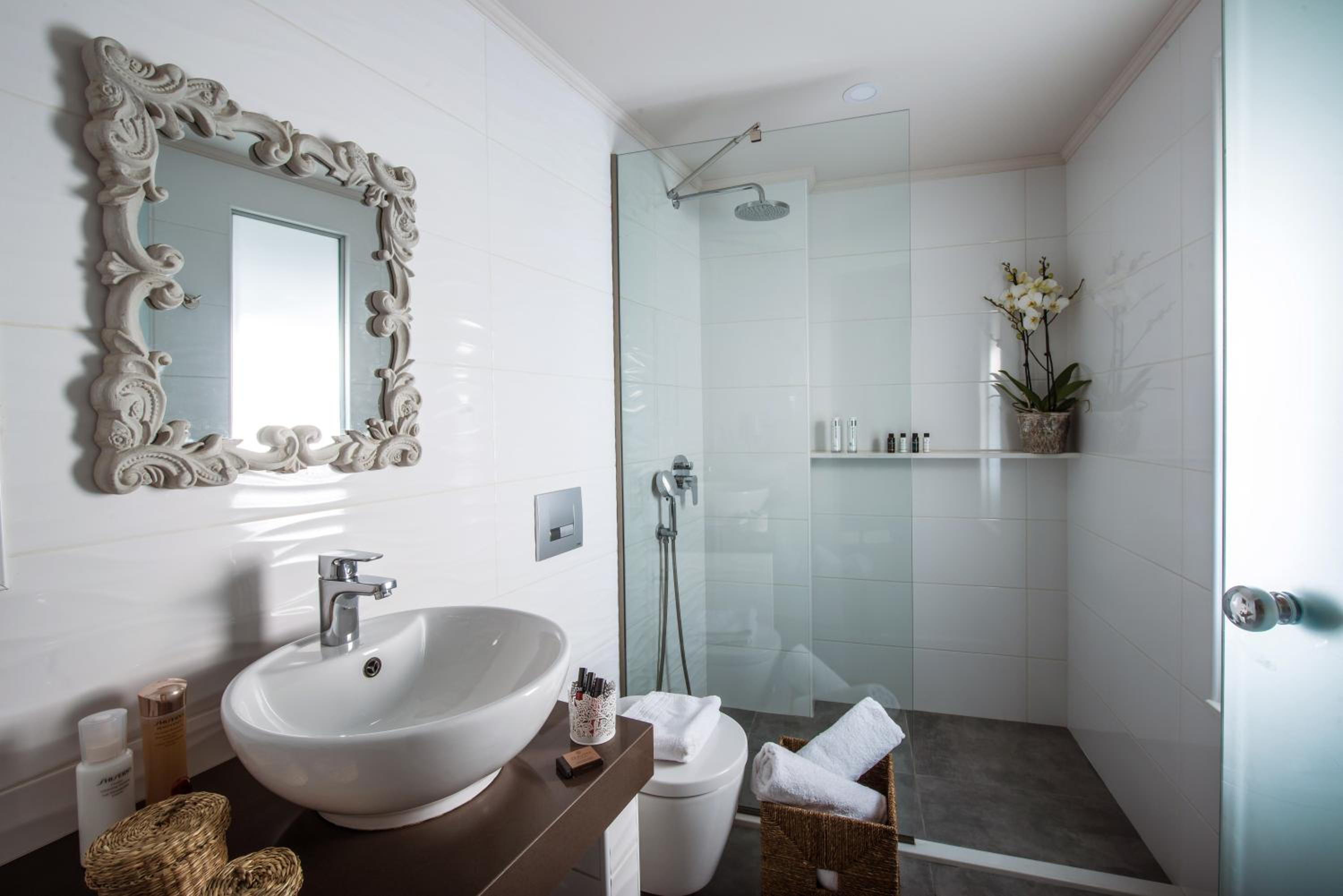 Фото Sarpidon Apartments