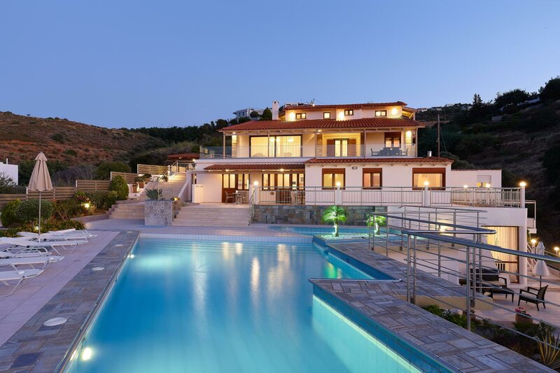 Гостиница Keramos Villa and Apartments