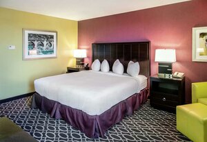 Гостиница Doubletree by Hilton Richmond-Midlothian