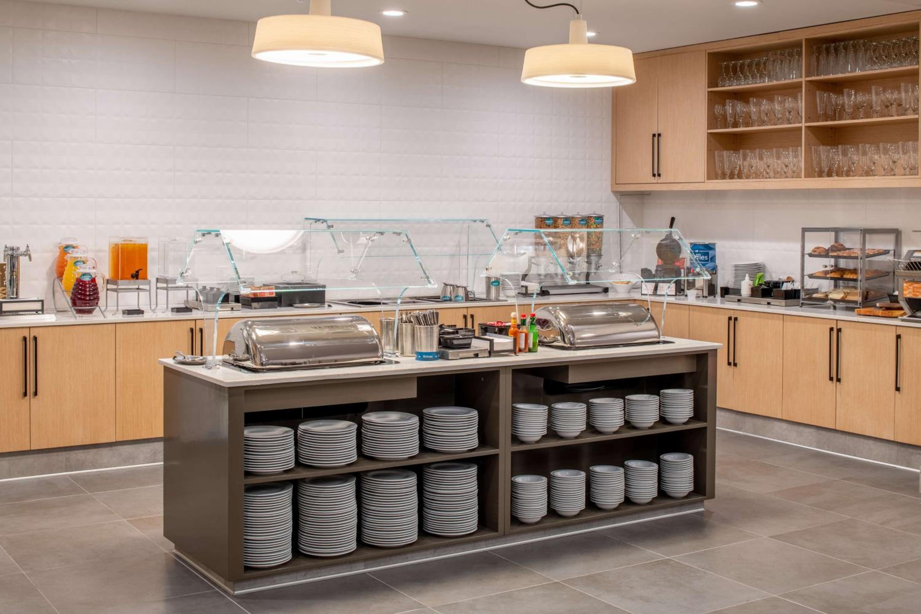 Фото Homewood Suites by Hilton Belmont