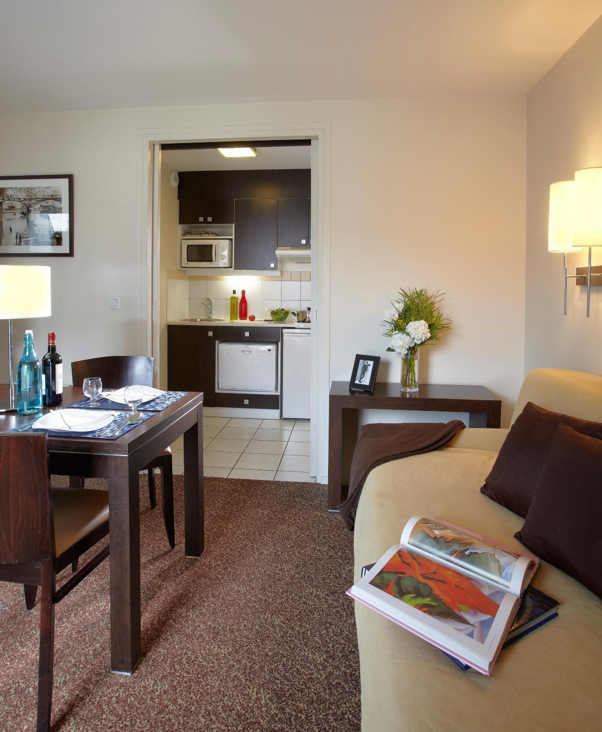 Фото Citadines République Paris