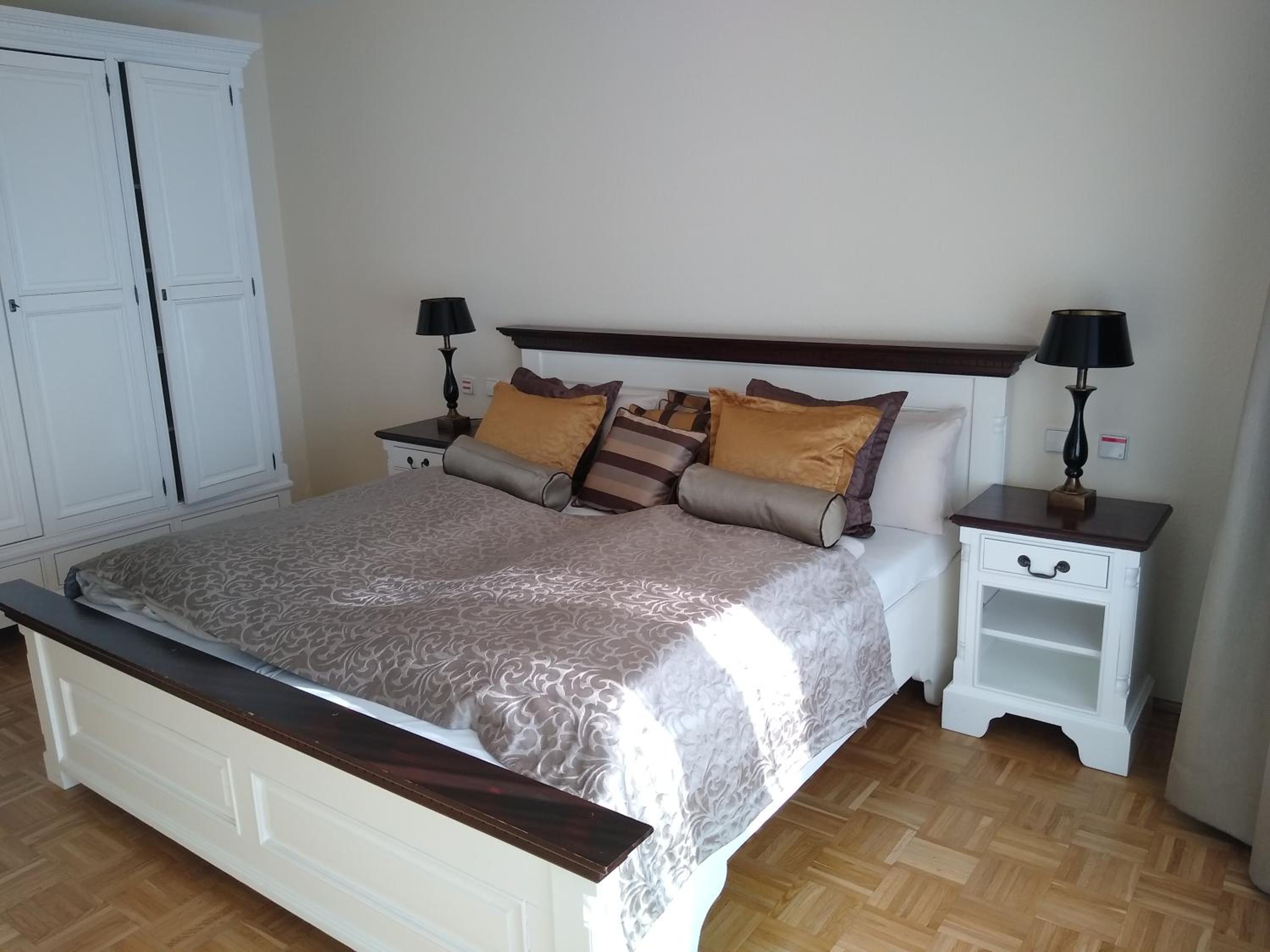 Фото Residenz am Dom Boardinghouse Apartments