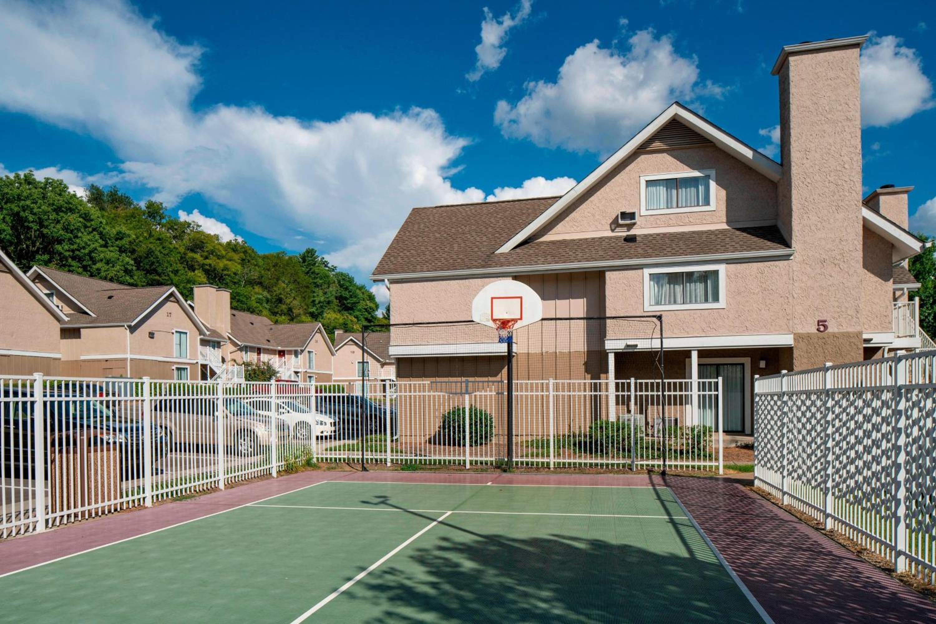 Фото Residence Inn by Marriott Nashville Airport