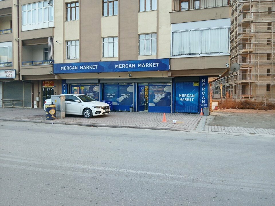 Alcoholic beverages Mercan Market, Konya, photo