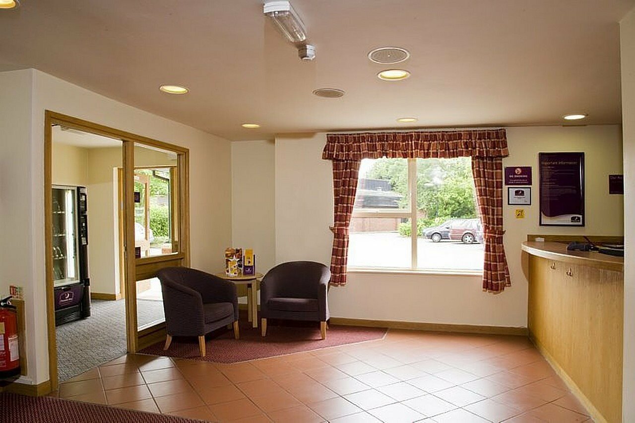 Фото Premier Inn Watford North