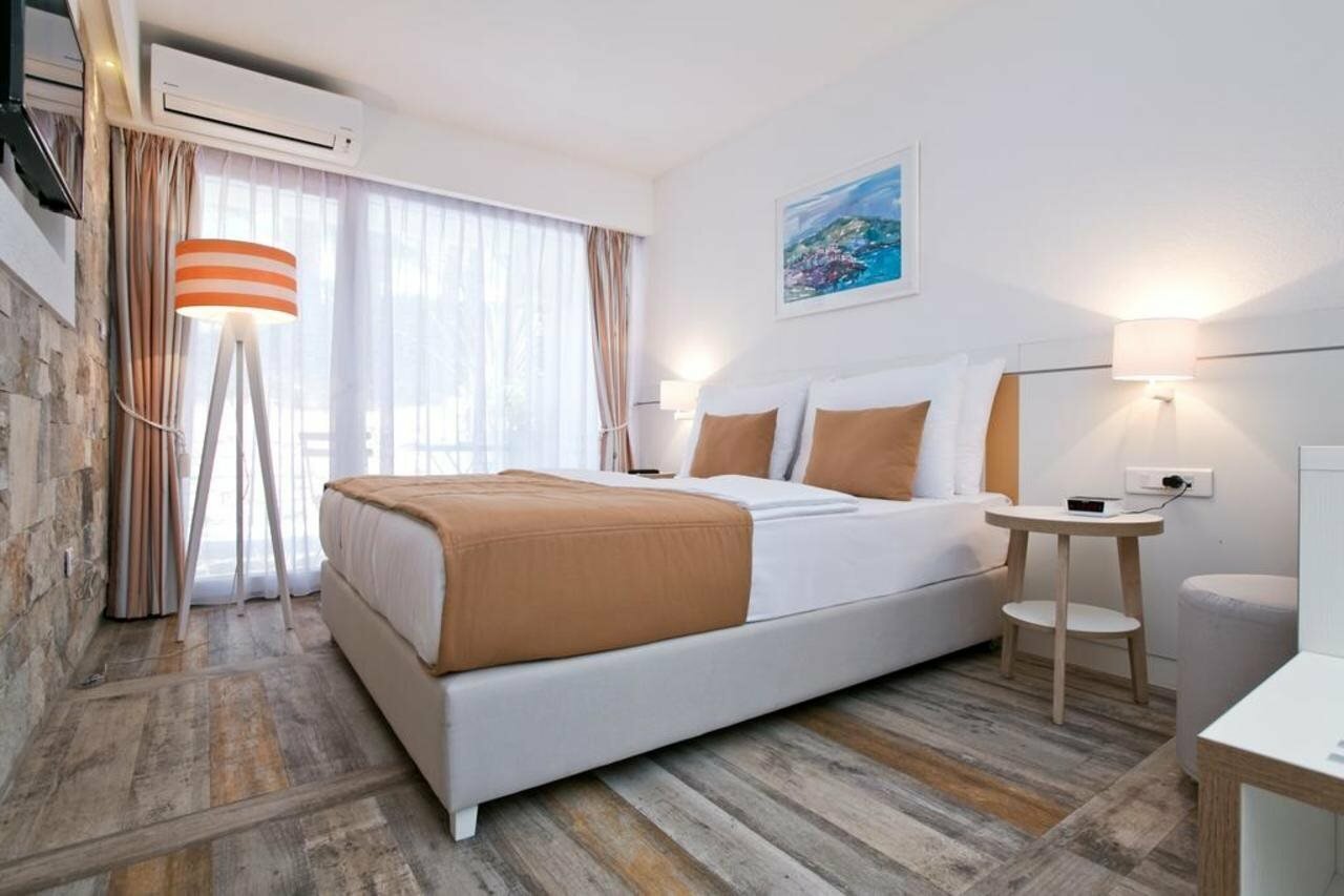 Фото Hotel Castellastva