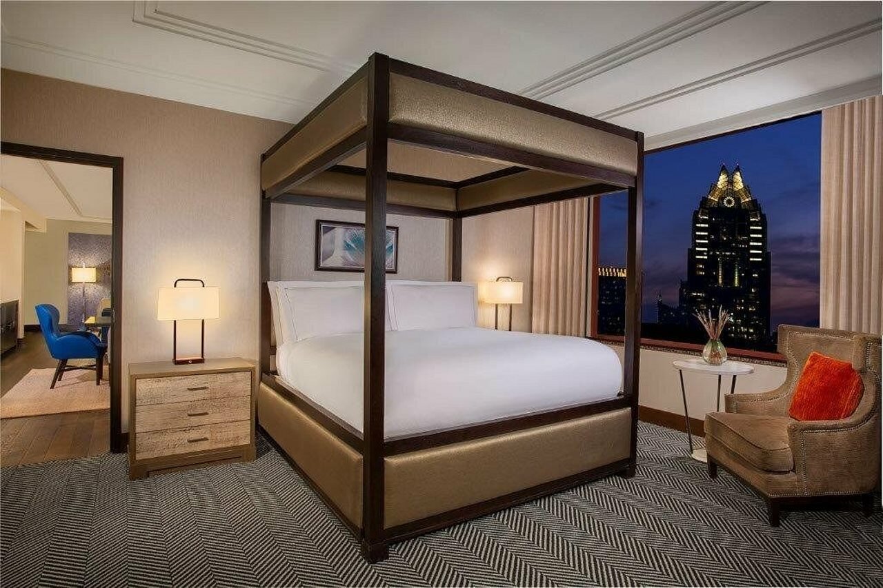 Фото Hilton Austin