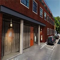 Фото Mob Paris Les Pouches