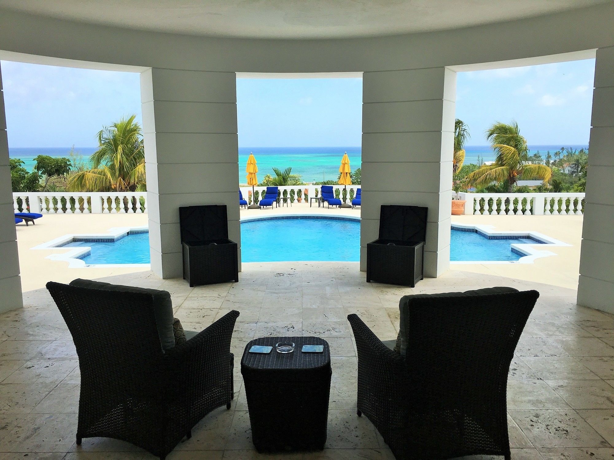 Фото Ocean West Boutique Hotel