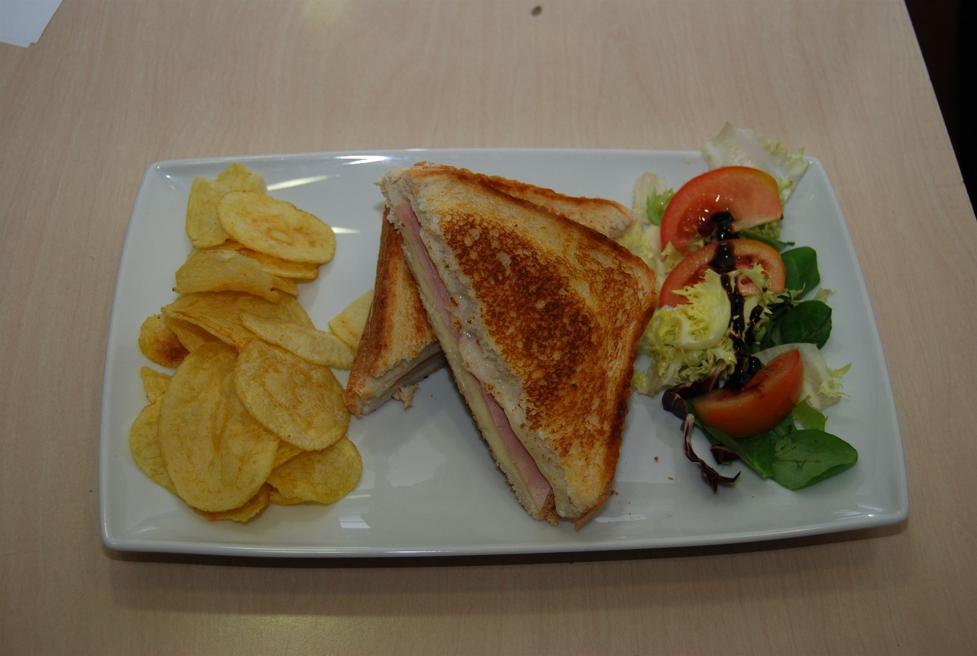 Фото Hotel Mieres del Camino