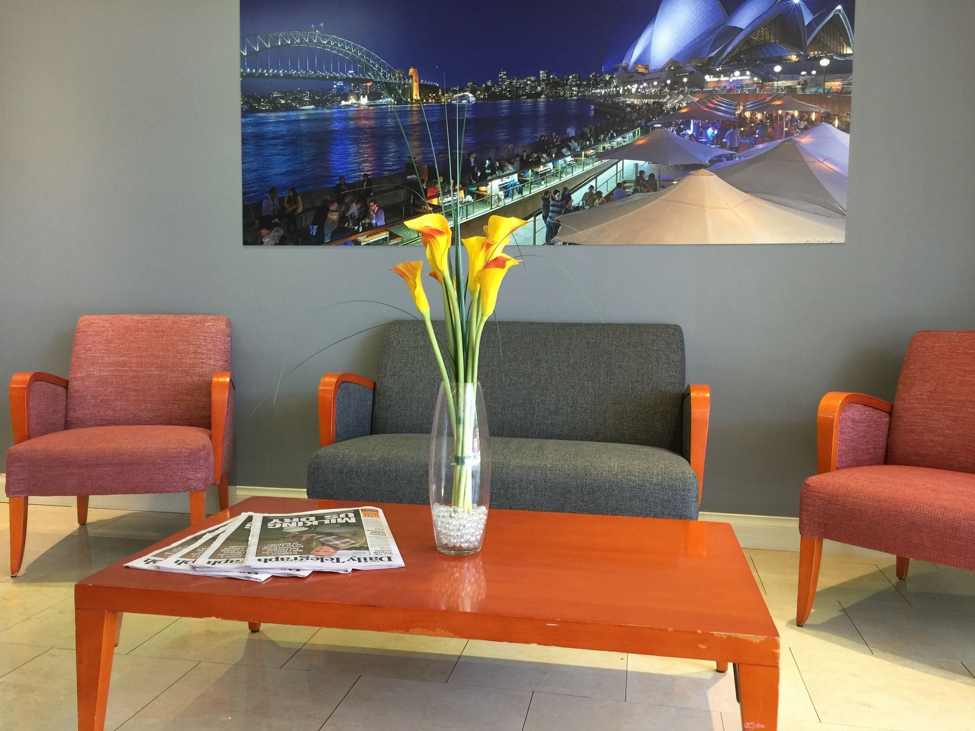 Фото Coogee Sands Hotel and Apartments