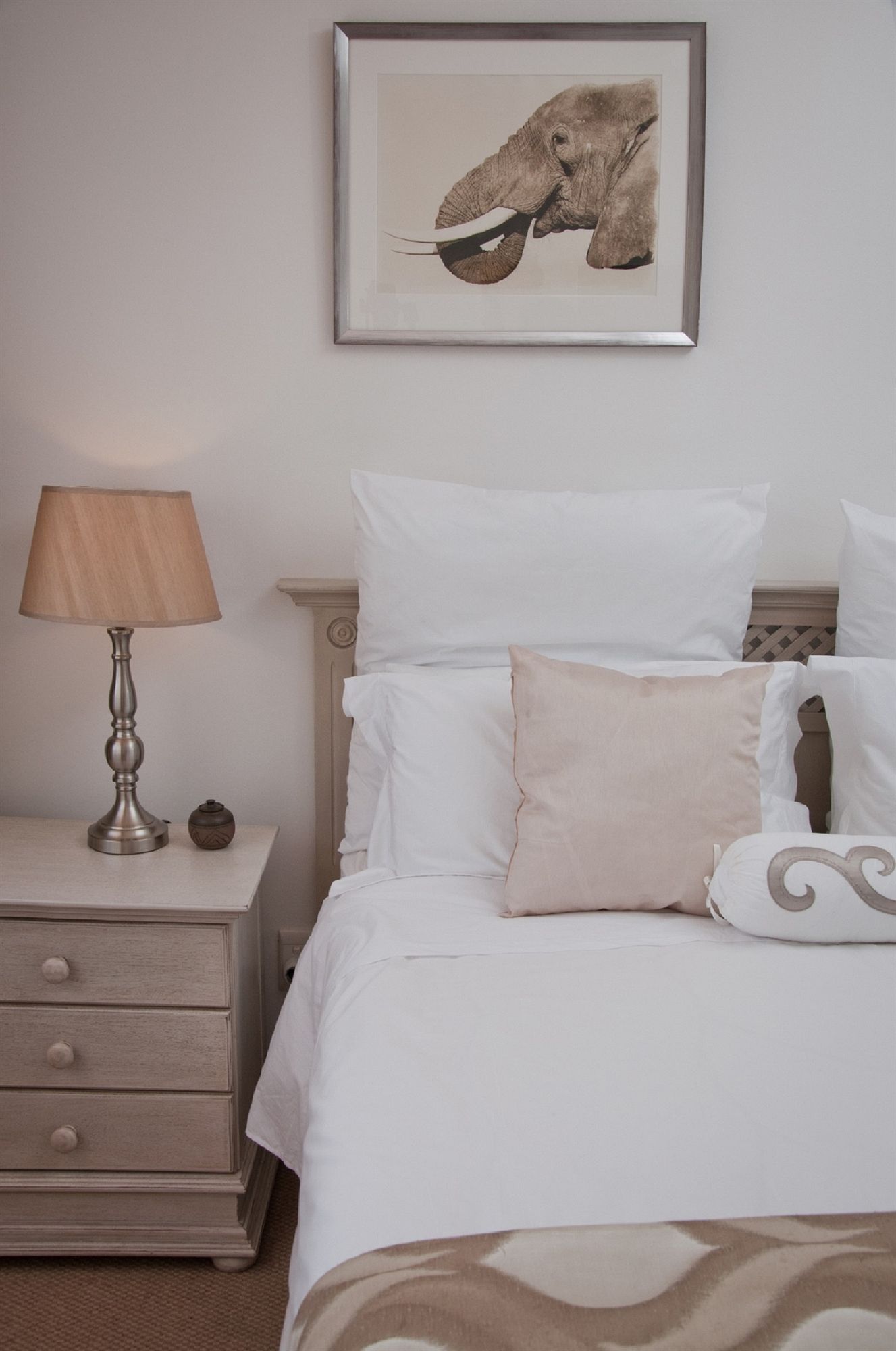 Фото At Winkfield House