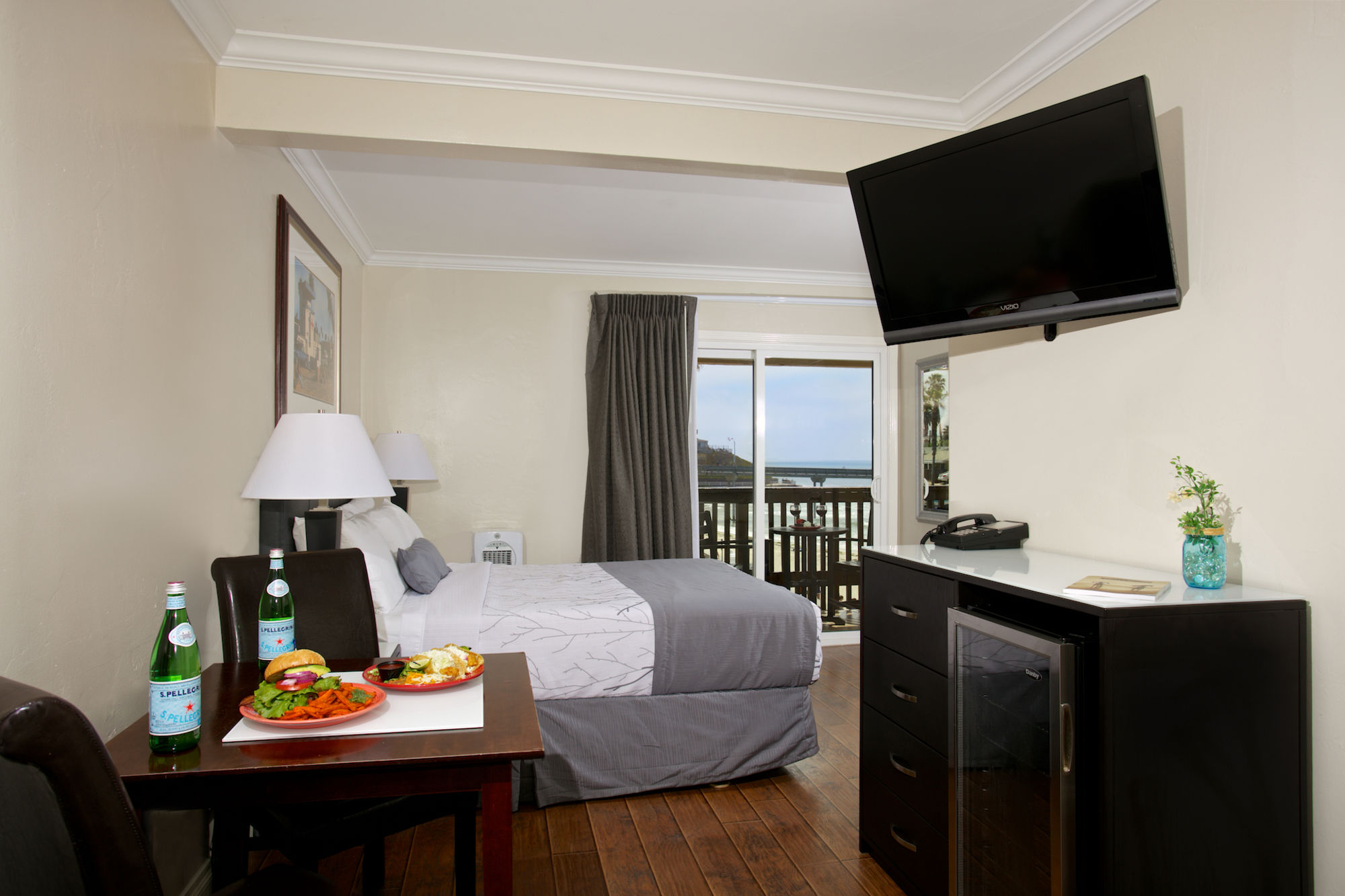 Фото Ocean Beach Hotel