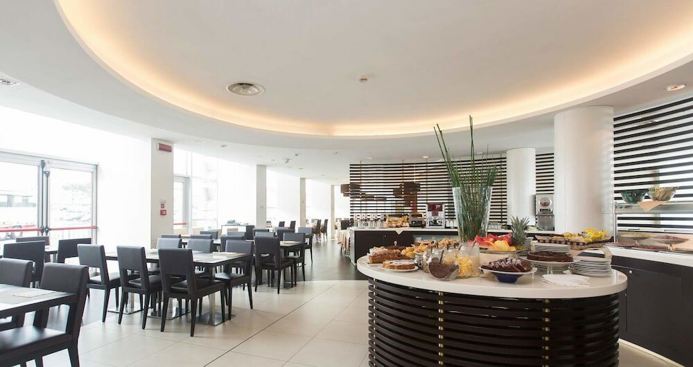 Фото iH Hotels Roma Z3