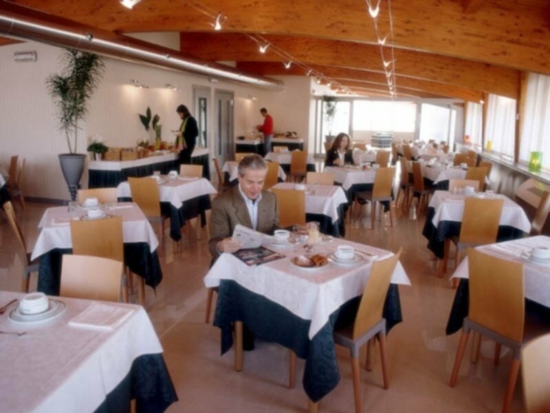 Фото B&b Hotel Milano La Spezia