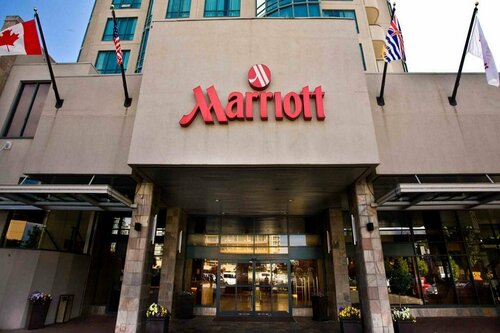 Внешний вид отеля Vancouver Airport Marriott в Ричмонде, фото 2