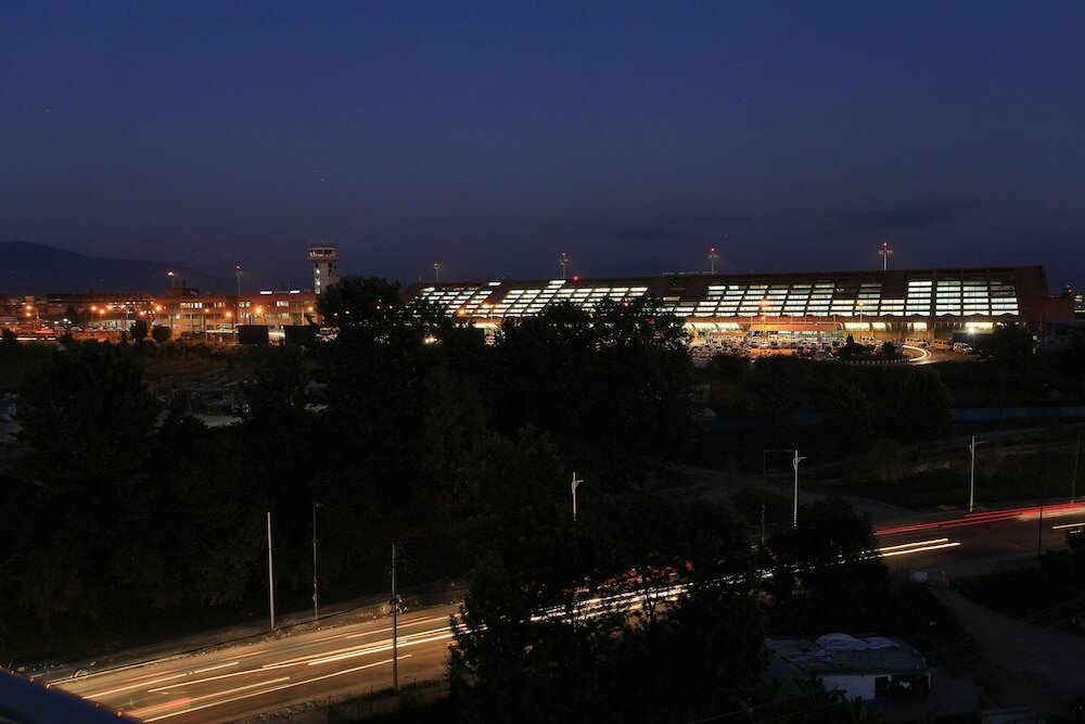 Фото Meridian Suite Hotel