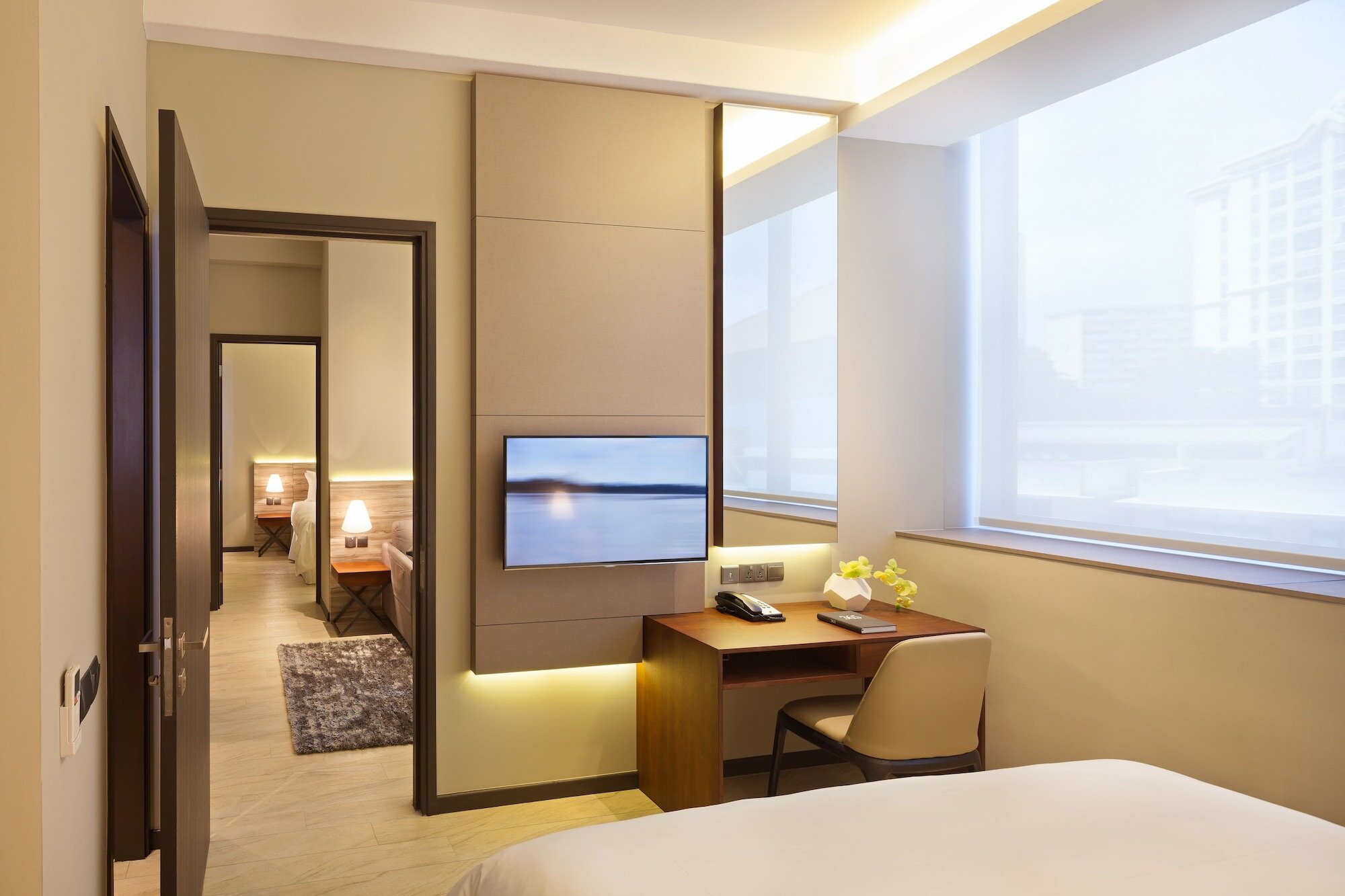 Фото Louis Kienne Serviced Residences