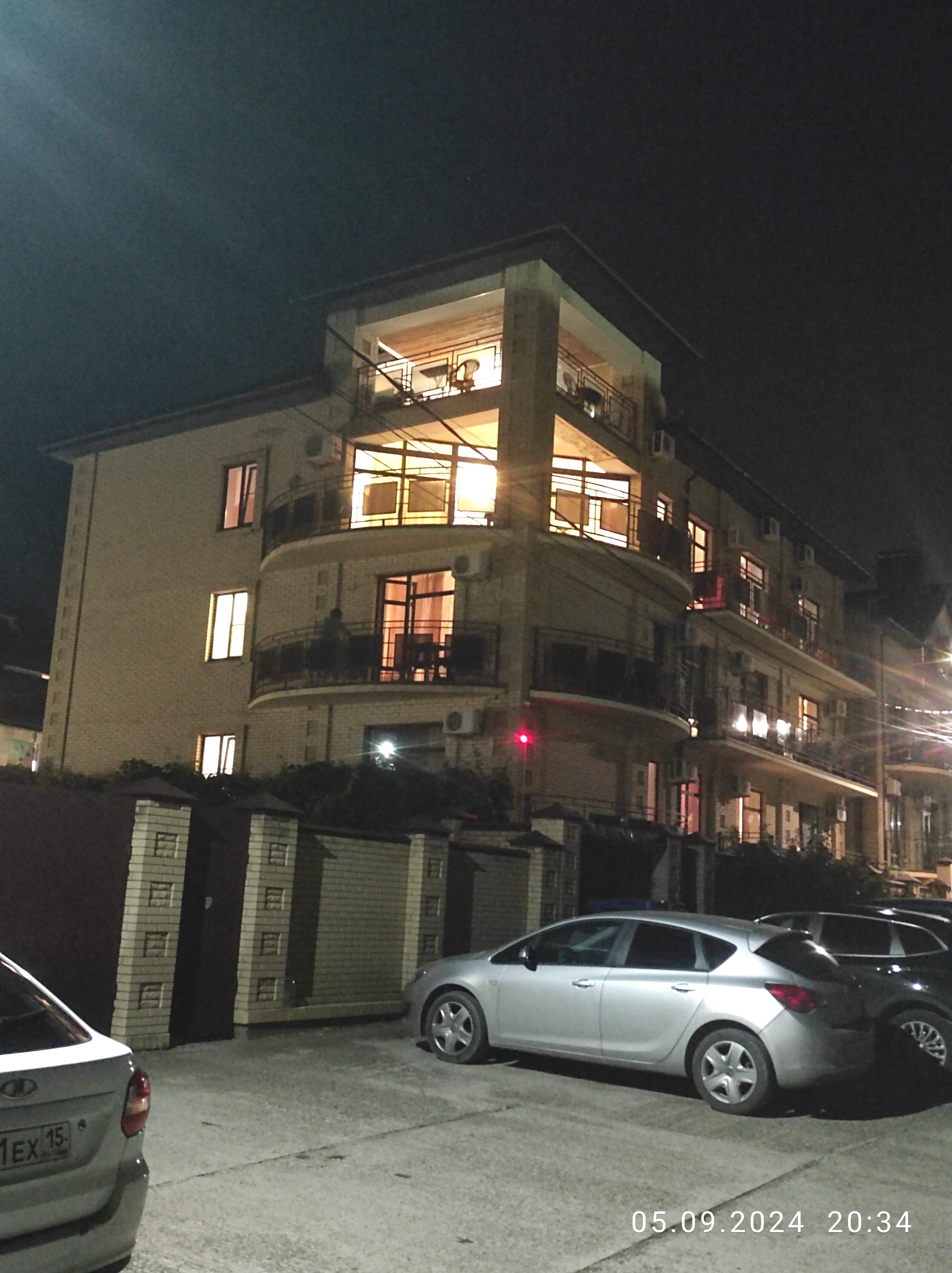 Фото Солнечный дом