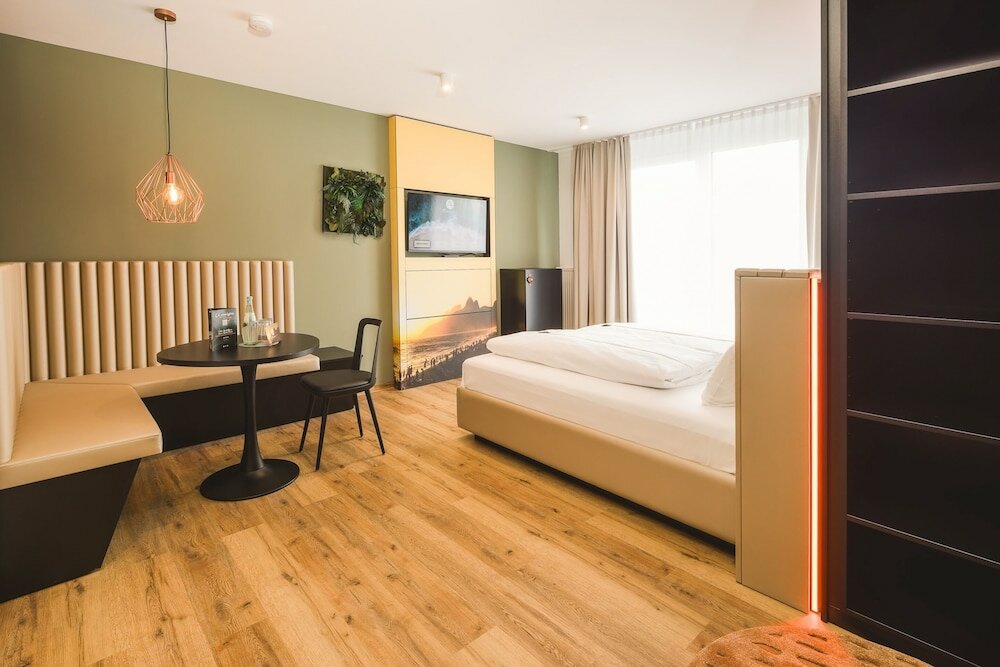 Фото Rioca Stuttgart Posto 6