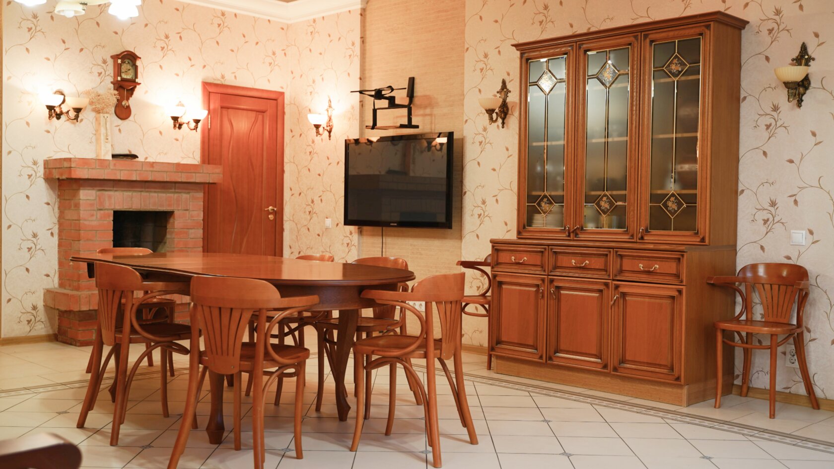 Фото Tony Wake Светлый