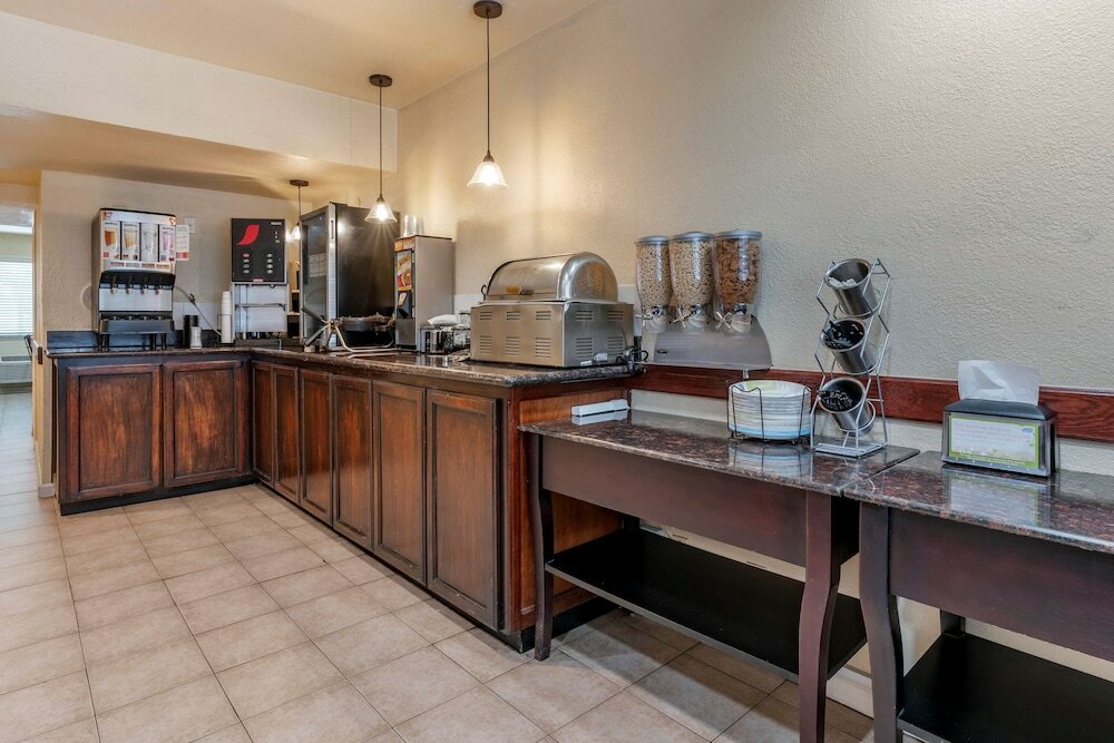 Фото Best Western Town House Lodge