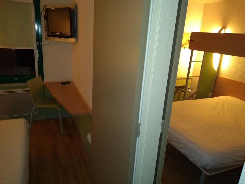 Фото Hotel Inn Design Laon