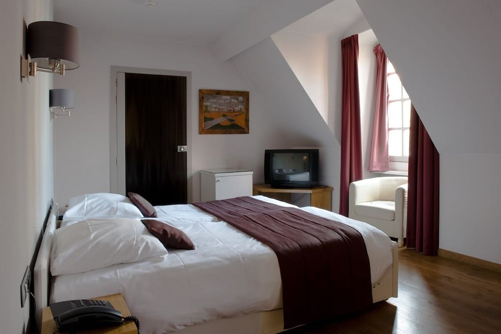 Фото Hotel Bourgoensch Hof