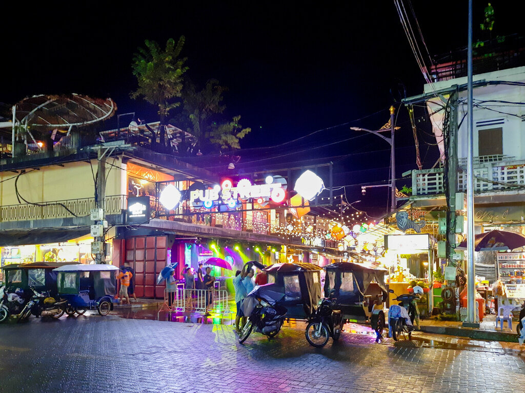 Bar, pub Paper Tiger Eatery, Siem Reap, photo