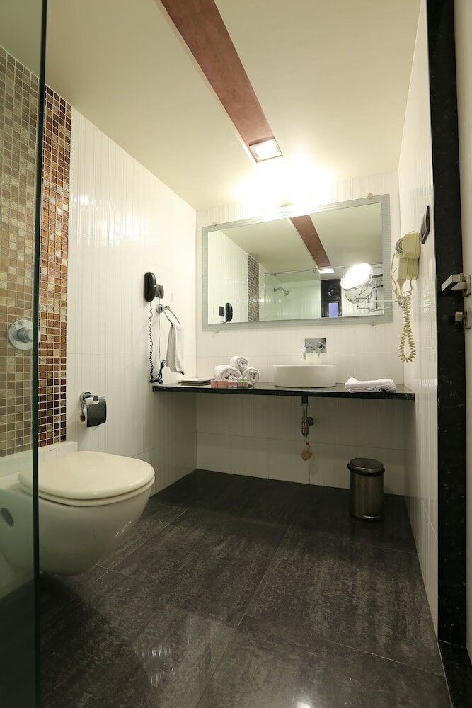 Фото Hotel Silver Inn