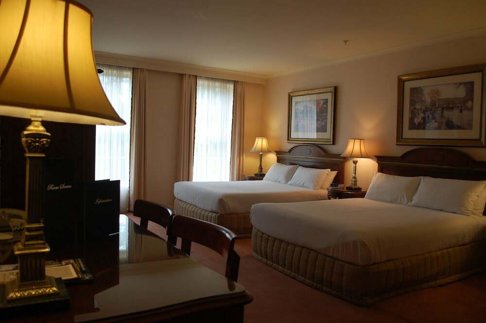 Фото Canterbury International Hotel