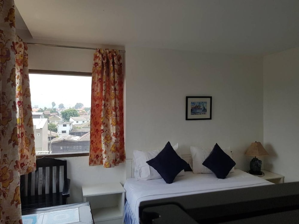 Фото Traveller Inn Hotel