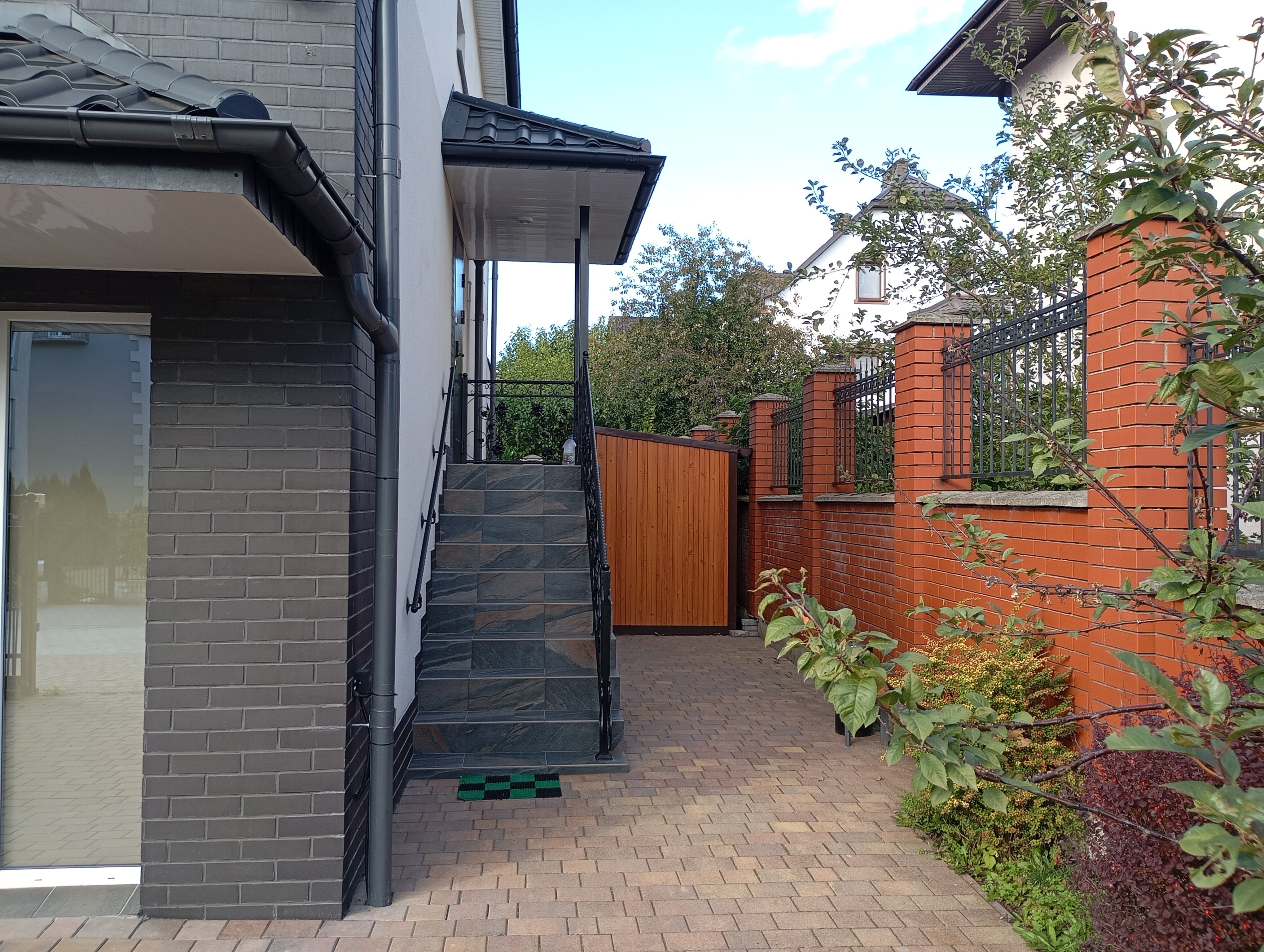 Фото Гостевой дом на улице Михаила Светлова 31