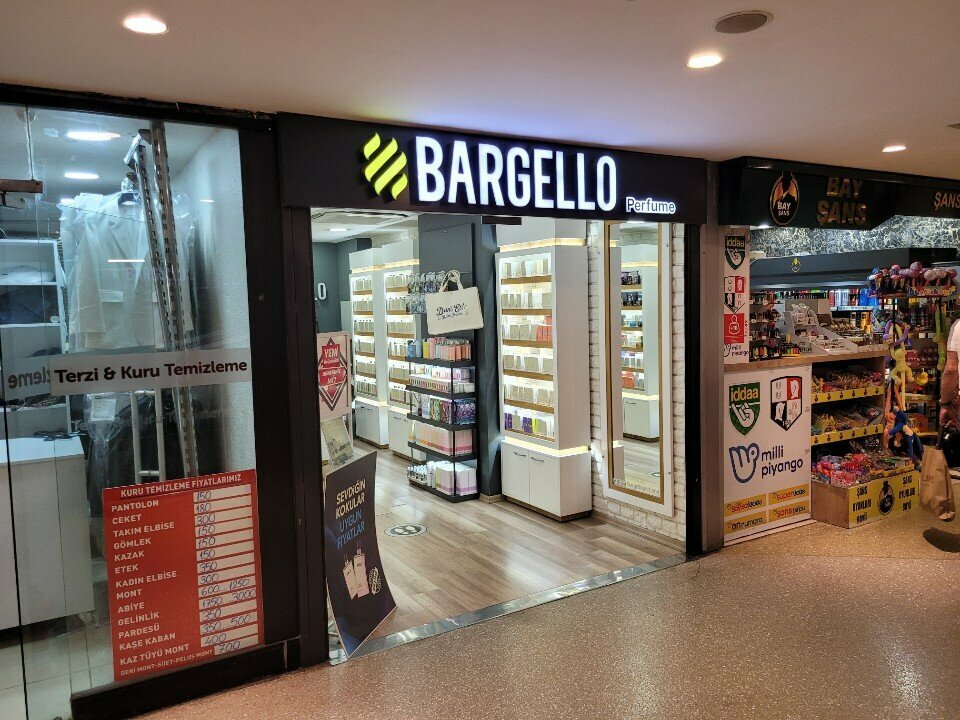 Perfume and cosmetics shop Bargello, Adana, photo