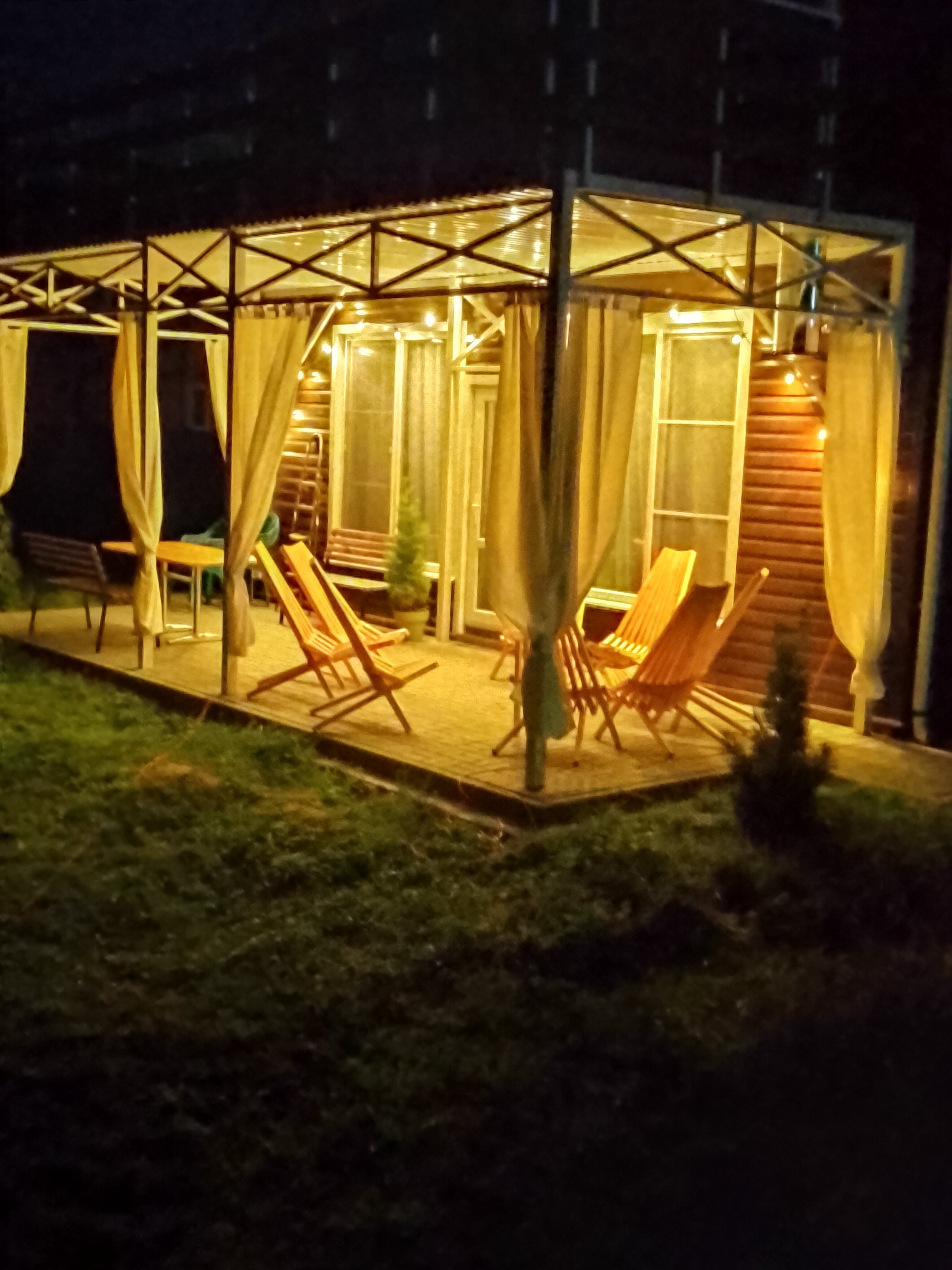 Фото У озера Тасканка