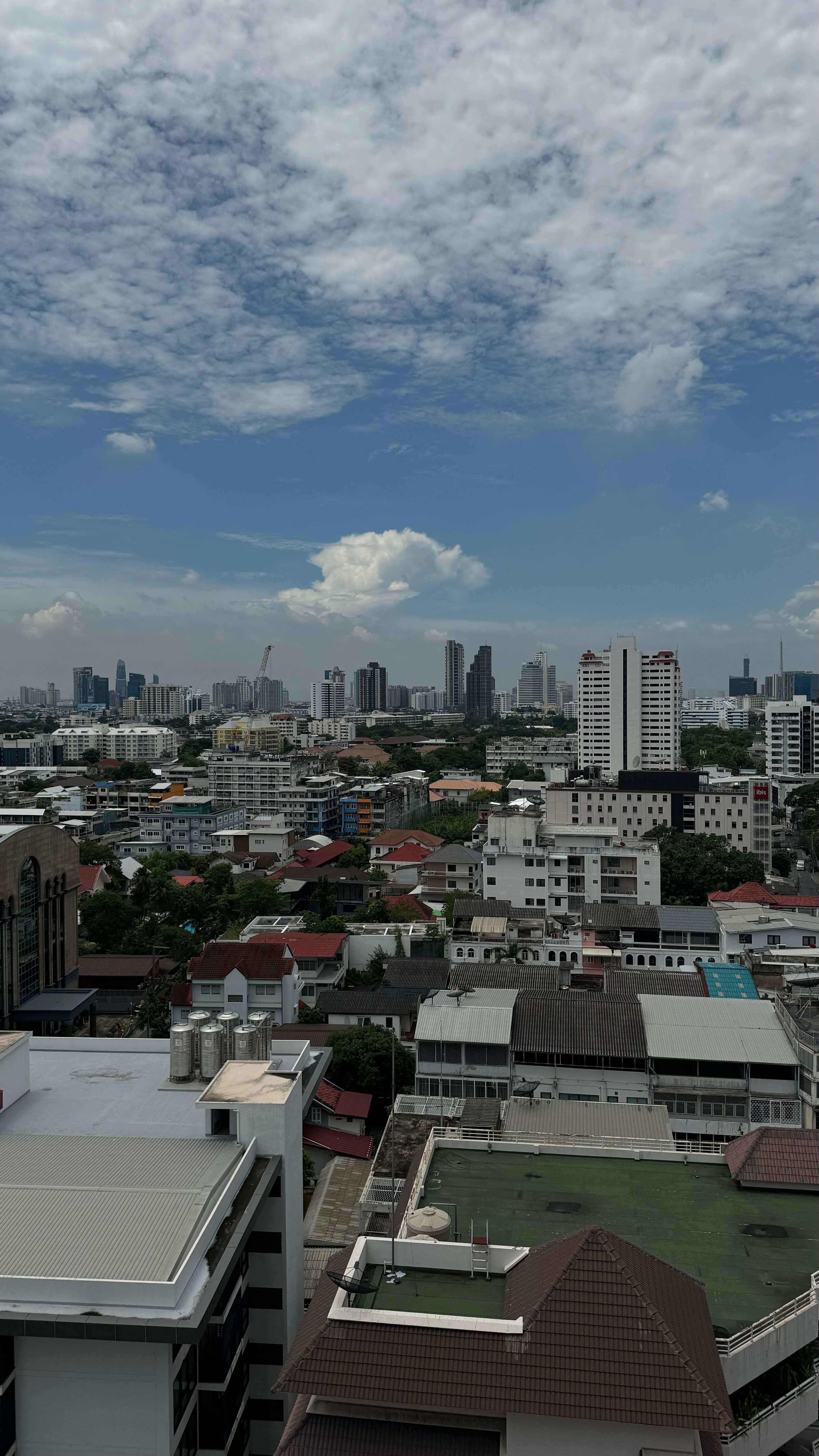Фото Pinnacle Lumpinee Park Hotel