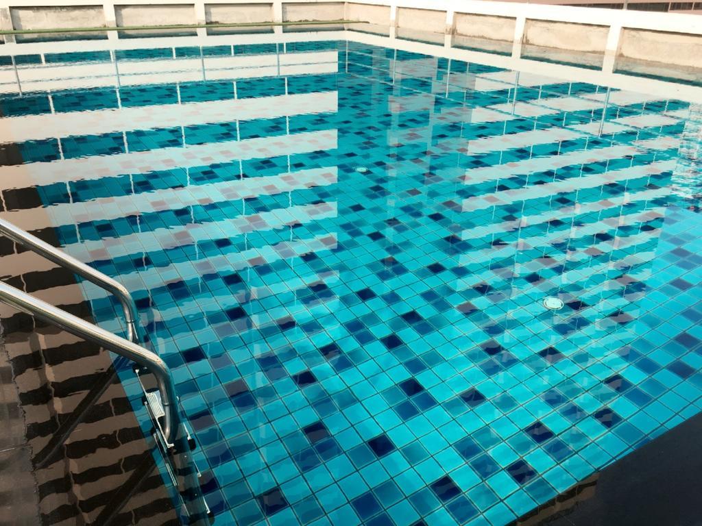 Фото Graceland Hotel Bangkok