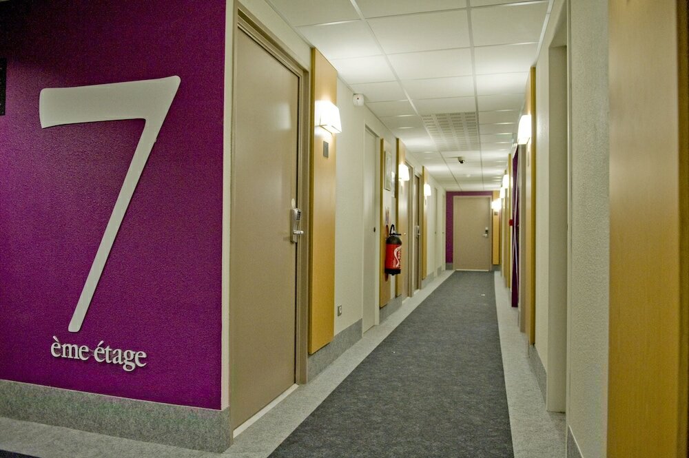 Фото B&b Hôtel Paris Châtillon