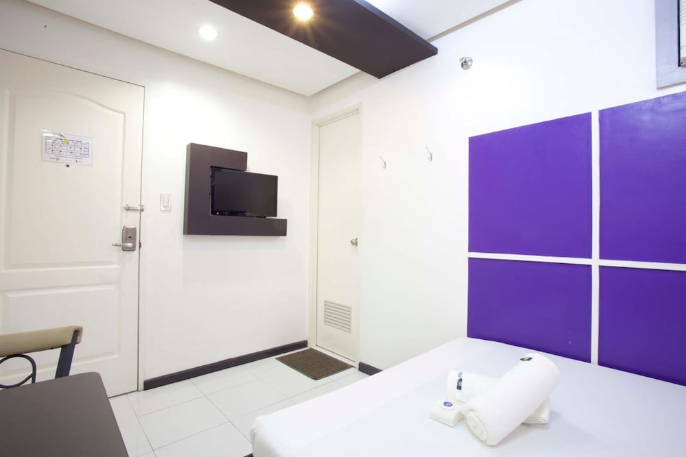 Фото Hotel 99 Cubao