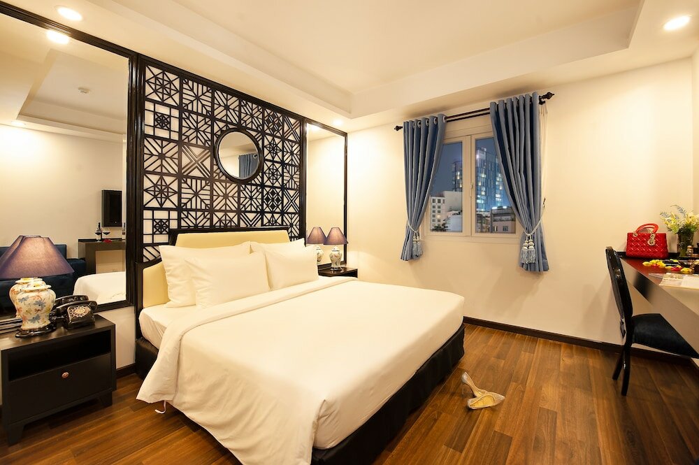 Фото Adora Art Hotel