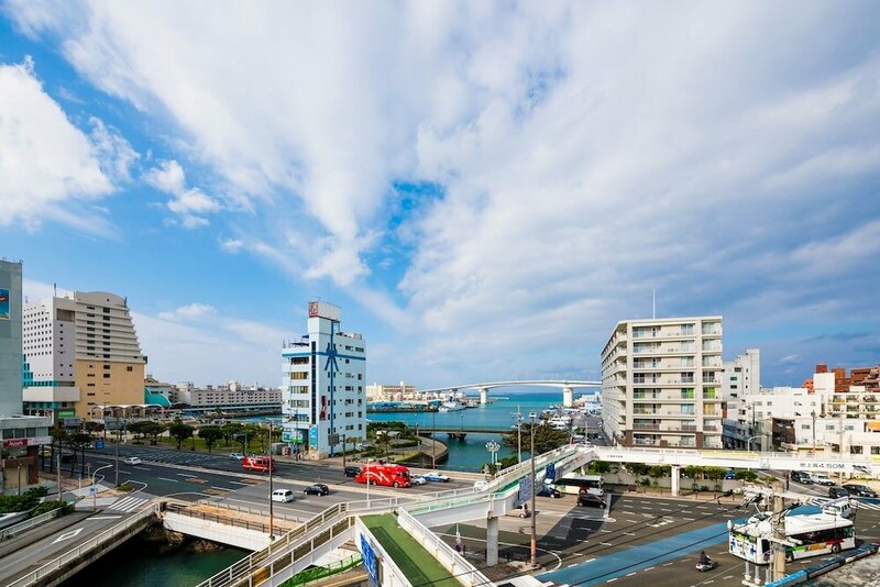Гостиница Little Island Okinawa Tomari в Нахе