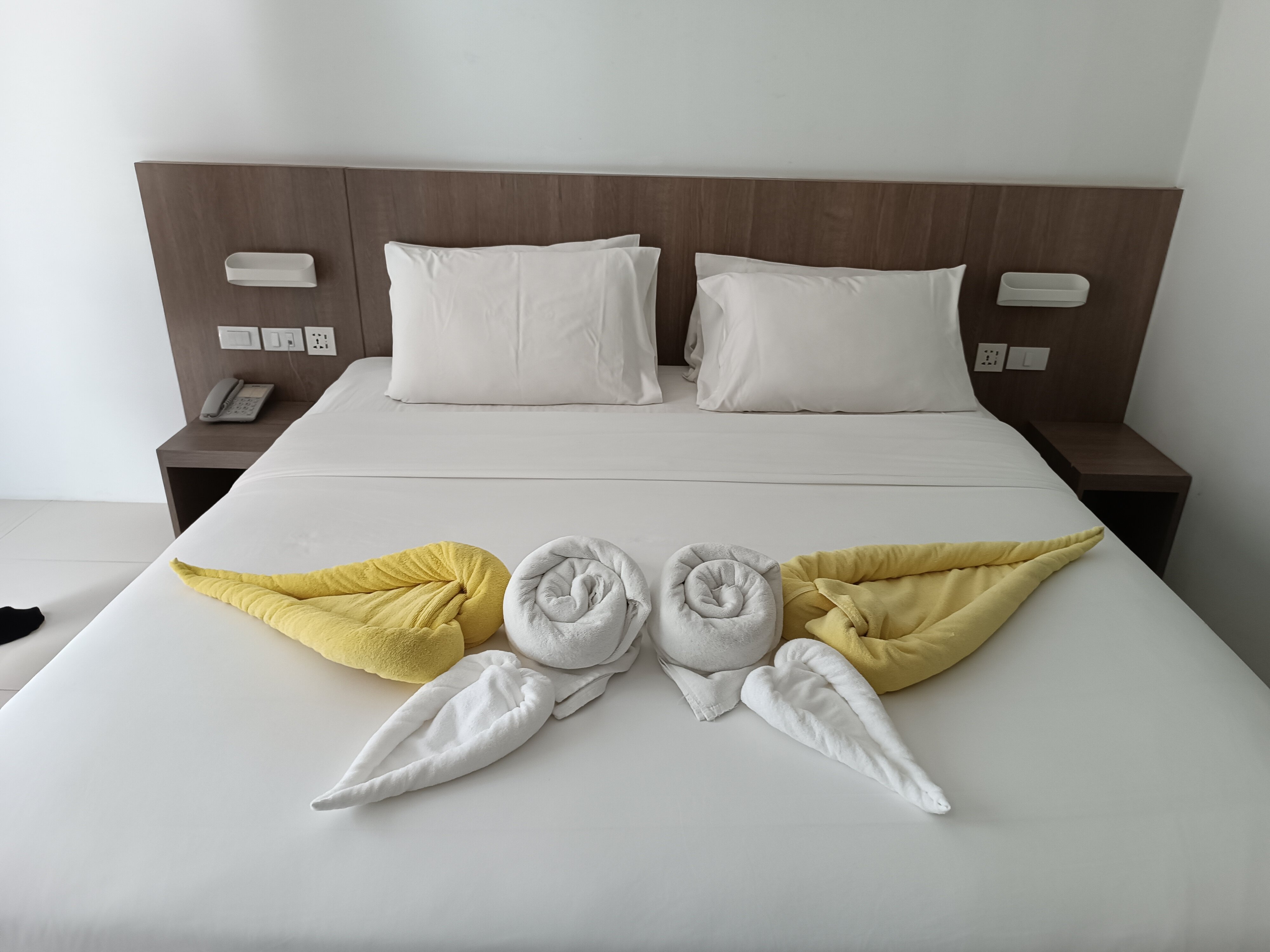 Фото Phoenix Hotel Karon Beach