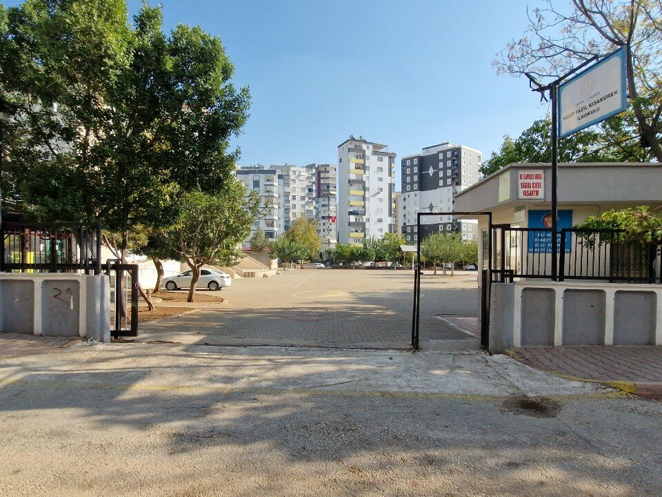 Primary school Necip Fazil Kisakurek Primary School, Adana, photo