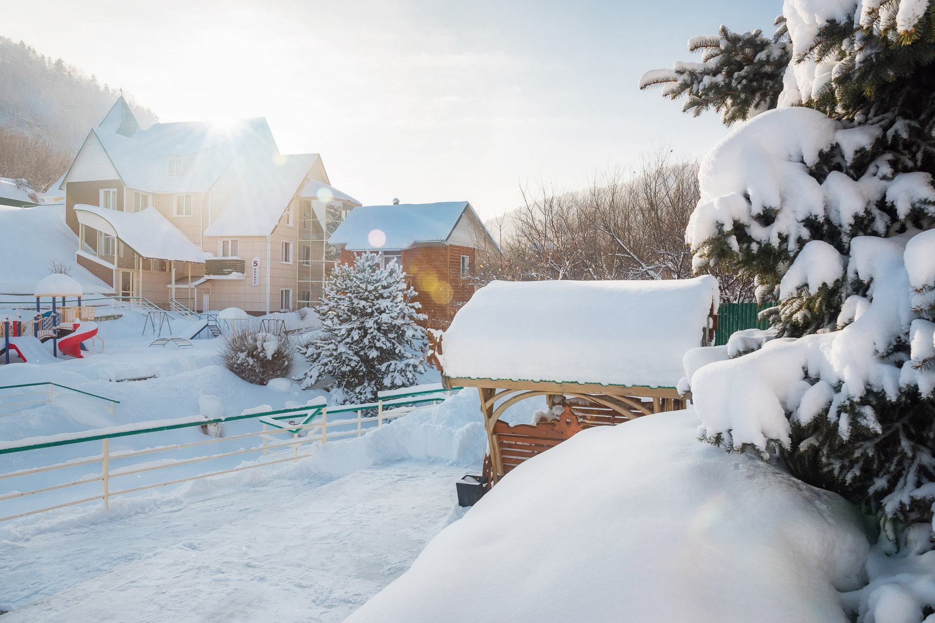 Фото отеля 1