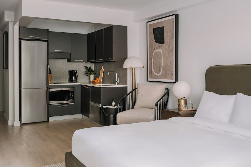 Фото Sonder at The Nash