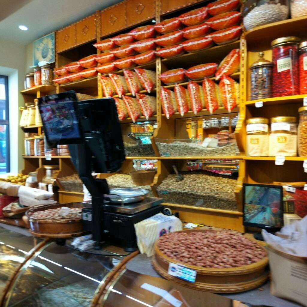 Nuts, snacks, dried fruits Derya Kuruyemis, Nigde, photo