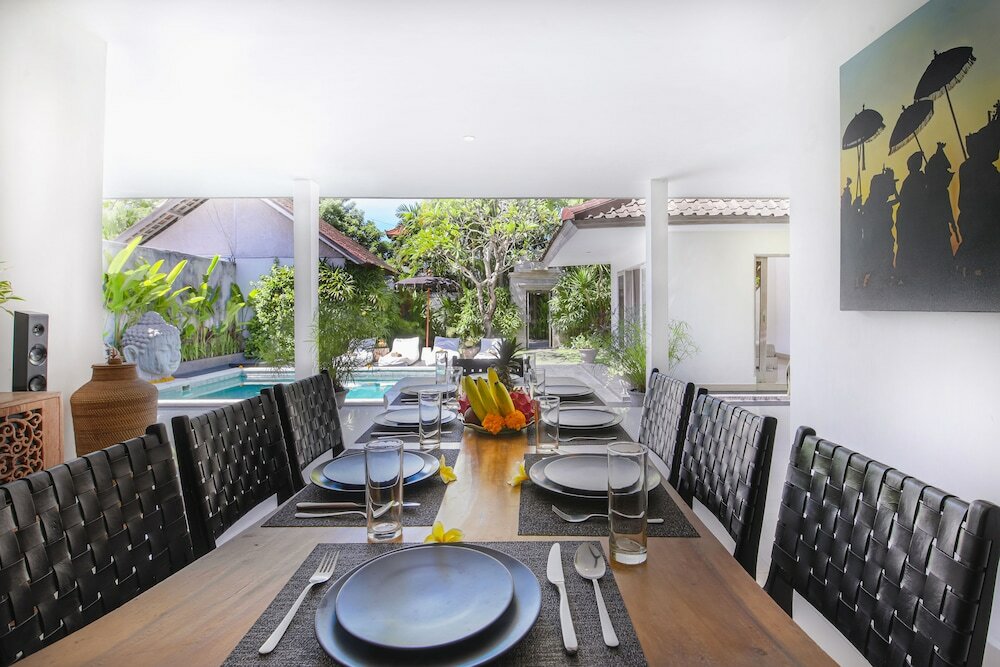 Фото Seminyak White Design Villa