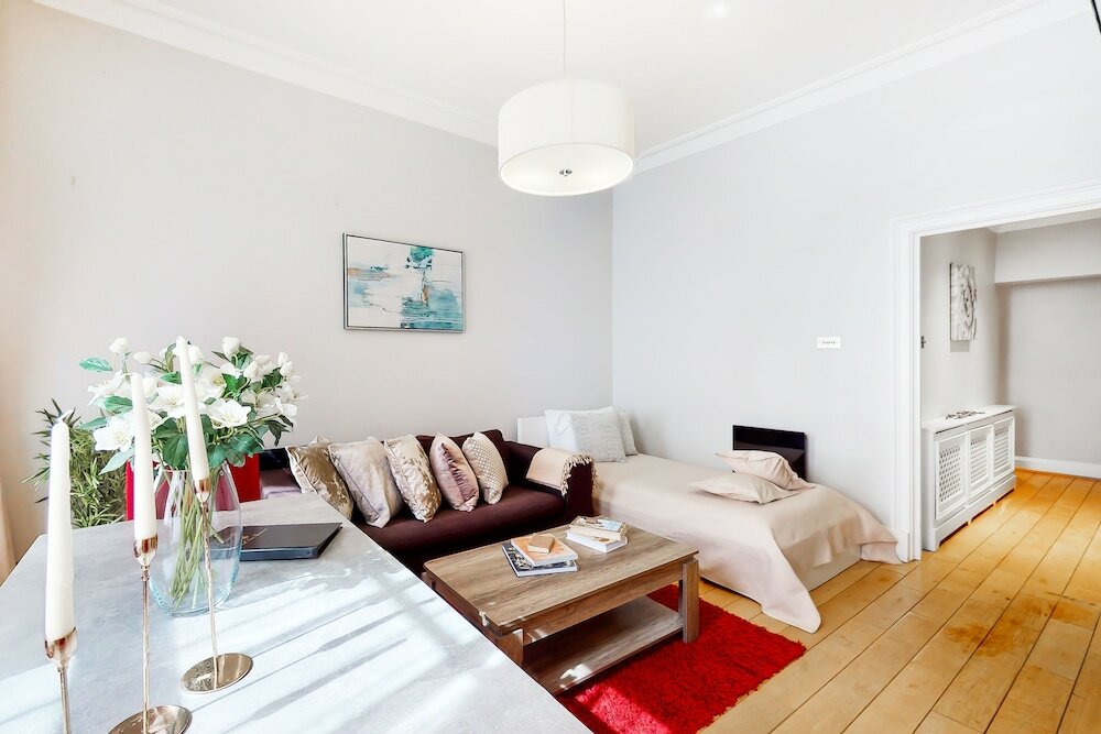 Фото Park Lane Apartments - Clarges St