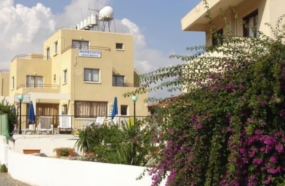 Фото Maricosta Hotel Apartments