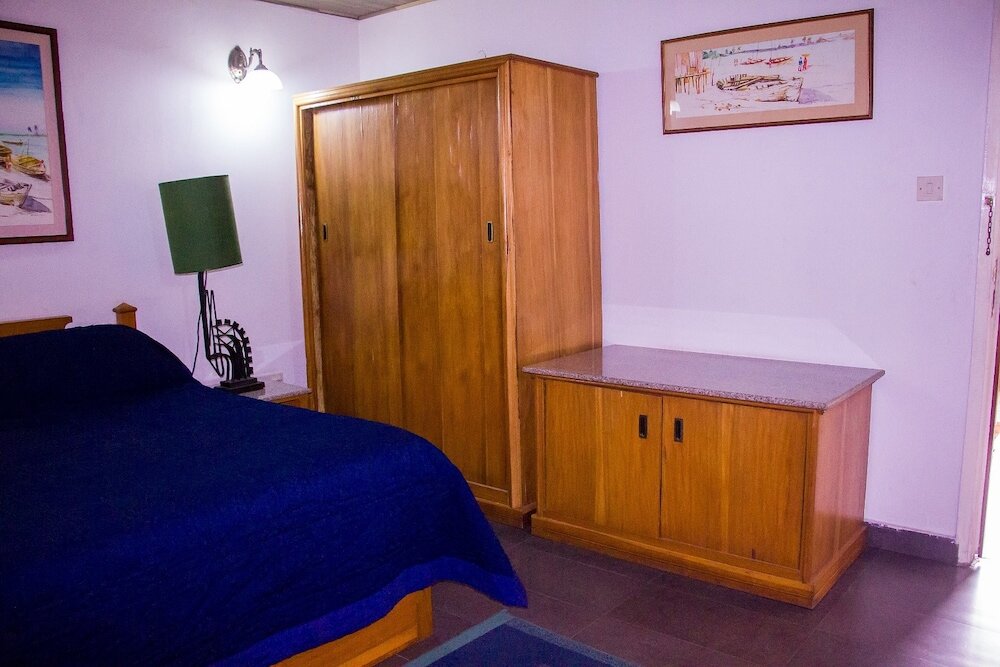 Фото Elliotnass Hotel